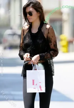 Kylie Jenner / kyliejenner / kyliejenner.2 nude photo #3714