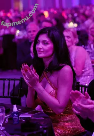 Kylie Jenner / kyliejenner / kyliejenner.2 nude photo #3858