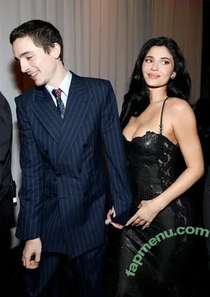 Kylie Jenner / kyliejenner / kyliejenner.2 nude photo #3865