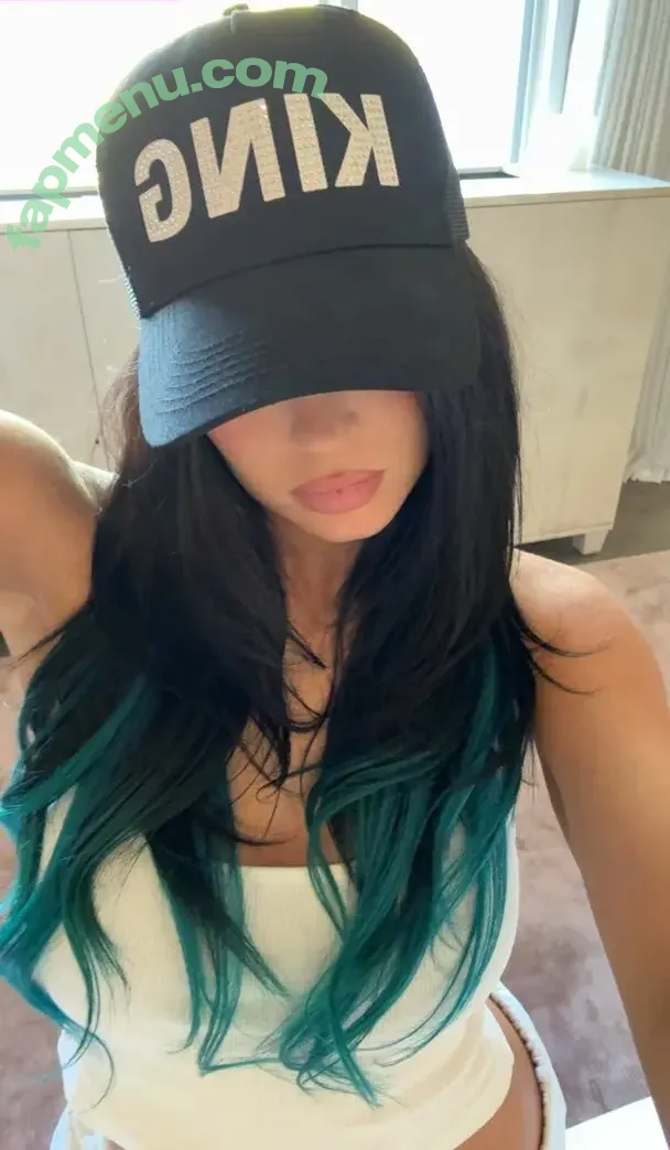 Kylie Jenner nude photo #3145 (KylieJenner / kyliejenner.2)