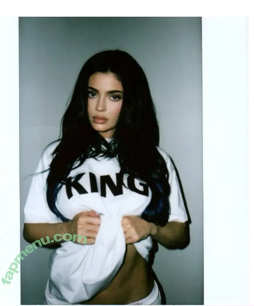 Kylie Jenner nude photo #3188 (KylieJenner / kyliejenner.2)