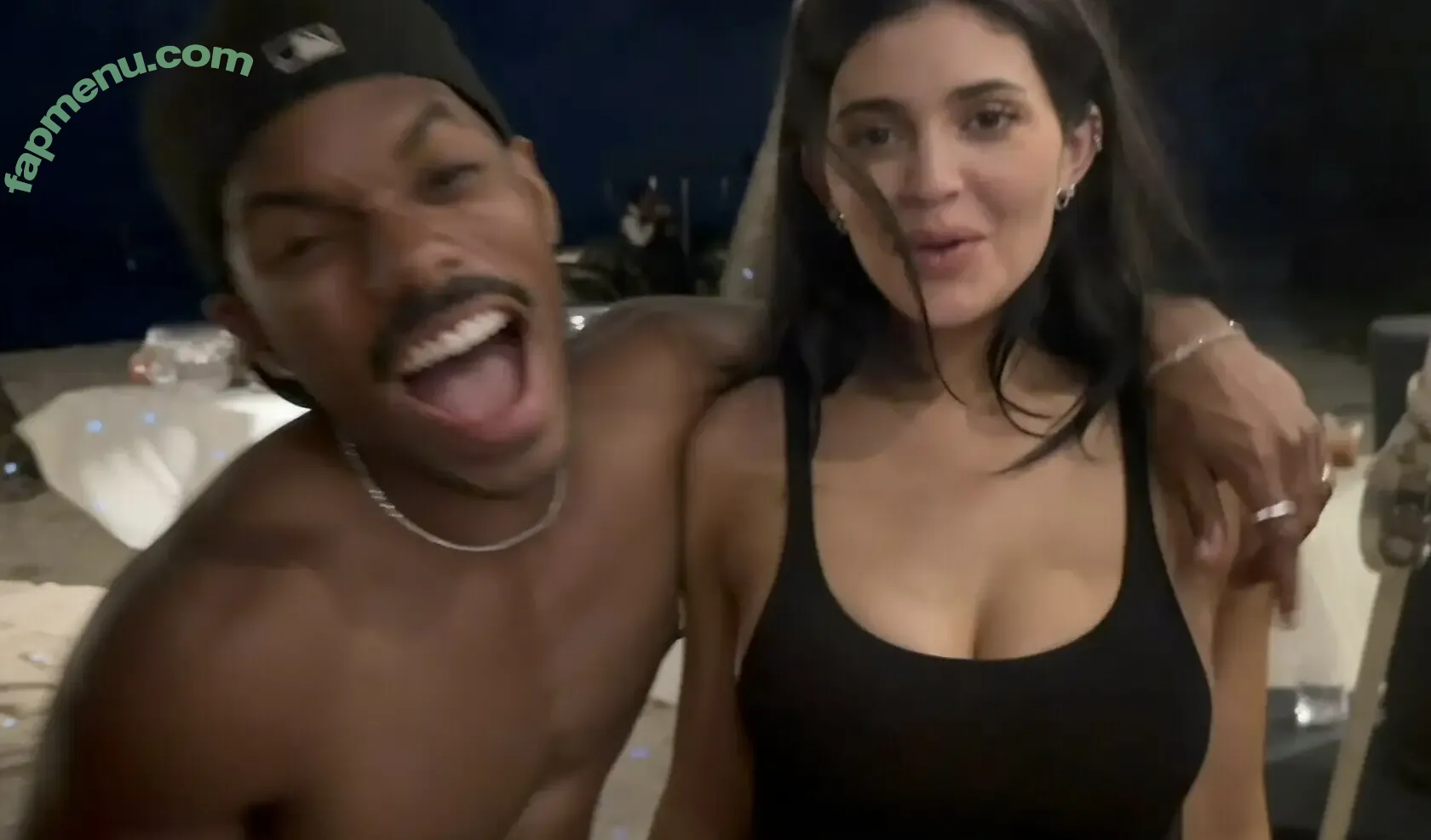 Kylie Jenner nude photo #3327 (KylieJenner / kyliejenner.2)