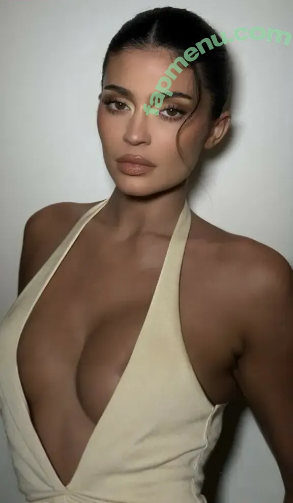 Kylie Jenner nude photo #3367 (KylieJenner / kyliejenner.2)