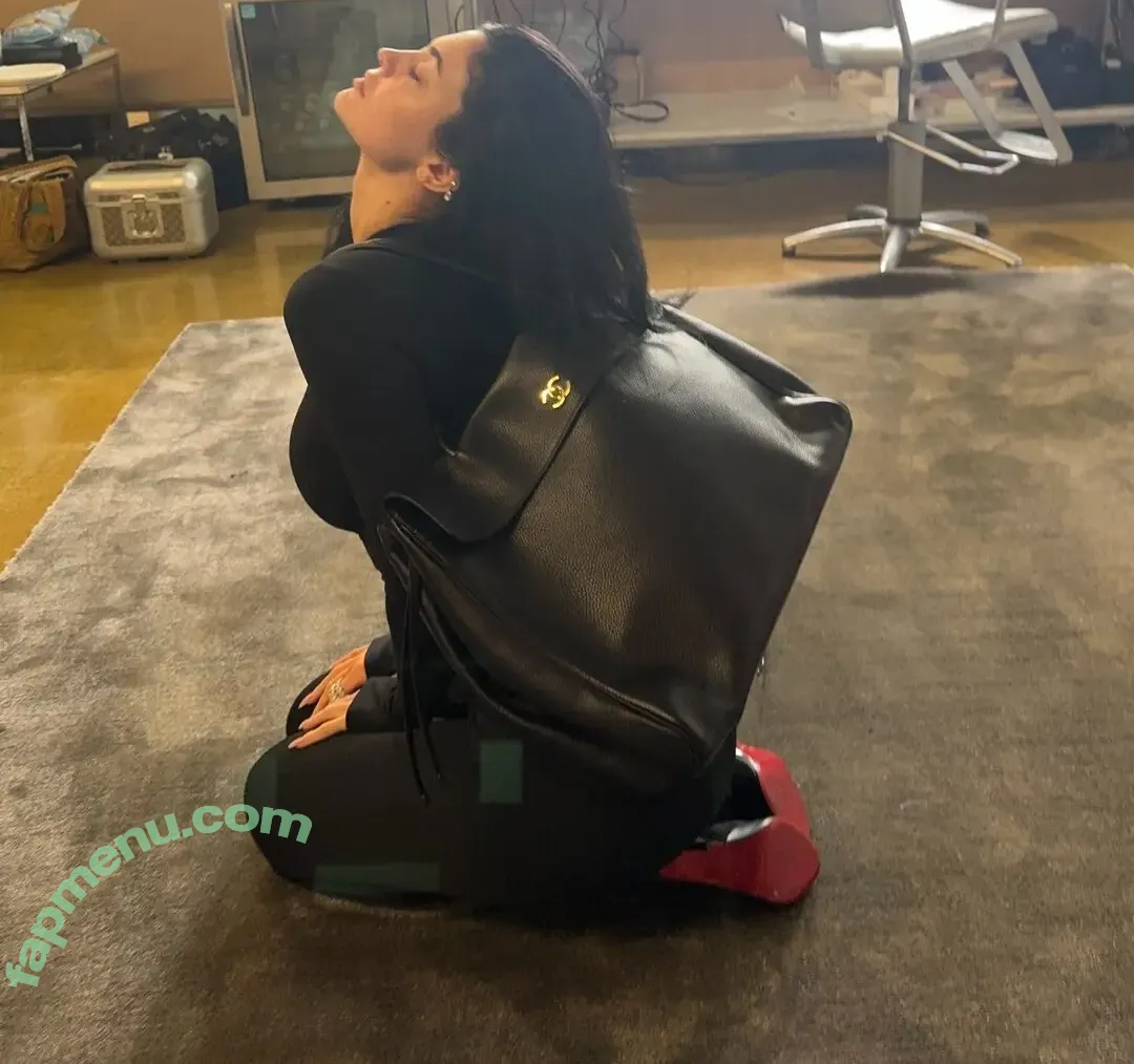 Kylie Jenner nude photo #3500 (kyliejenner / kyliejenner.2)