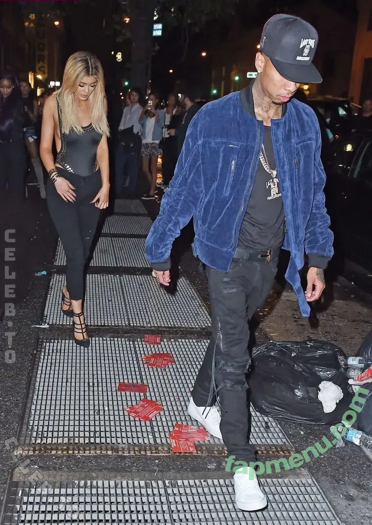 Kylie Jenner nude photo #3536 (kyliejenner / kyliejenner.2)