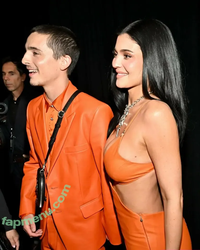 Kylie Jenner nude photo #3559 (kyliejenner / kyliejenner.2)