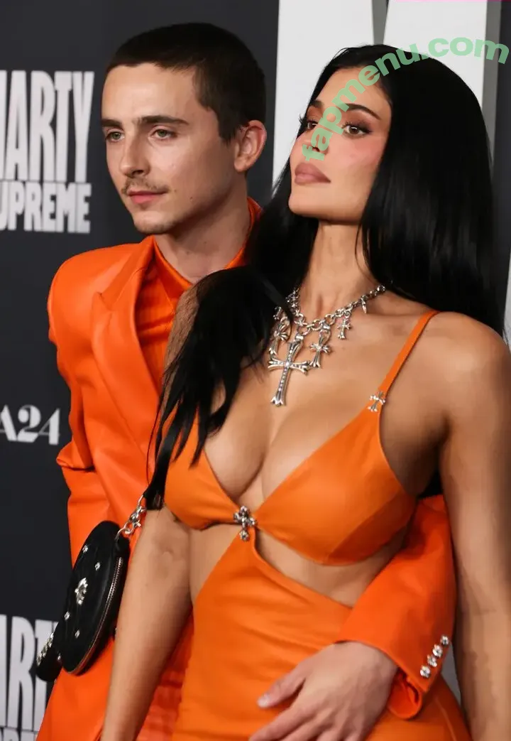 Kylie Jenner nude photo #3581 (kyliejenner / kyliejenner.2)