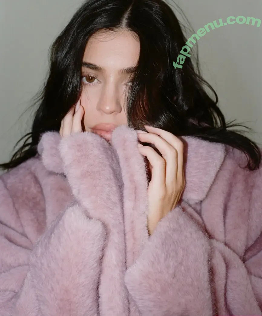 Kylie Jenner nude photo #3594 (kyliejenner / kyliejenner.2)