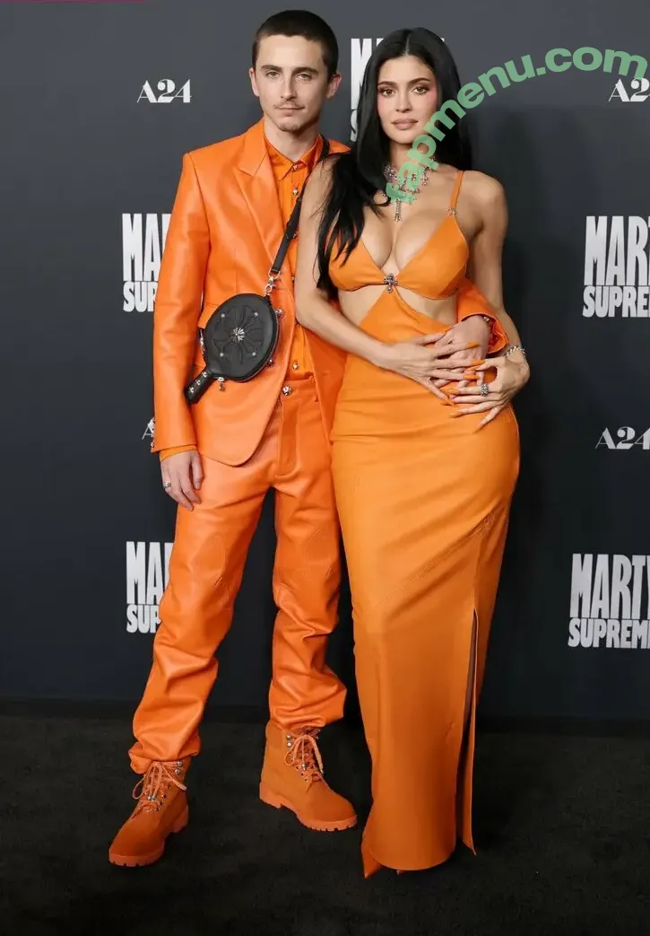 Kylie Jenner nude photo #3630 (kyliejenner / kyliejenner.2)