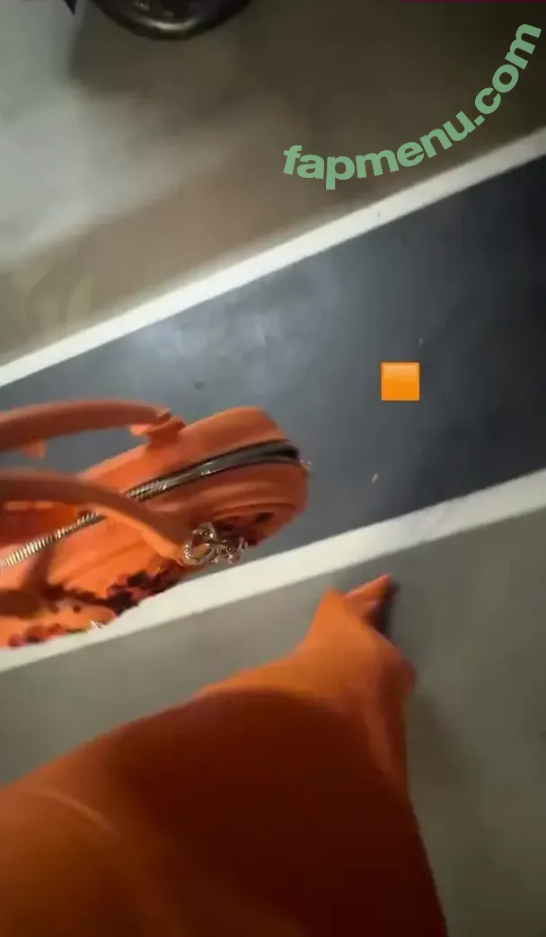 Kylie Jenner nude photo #3631 (kyliejenner / kyliejenner.2)