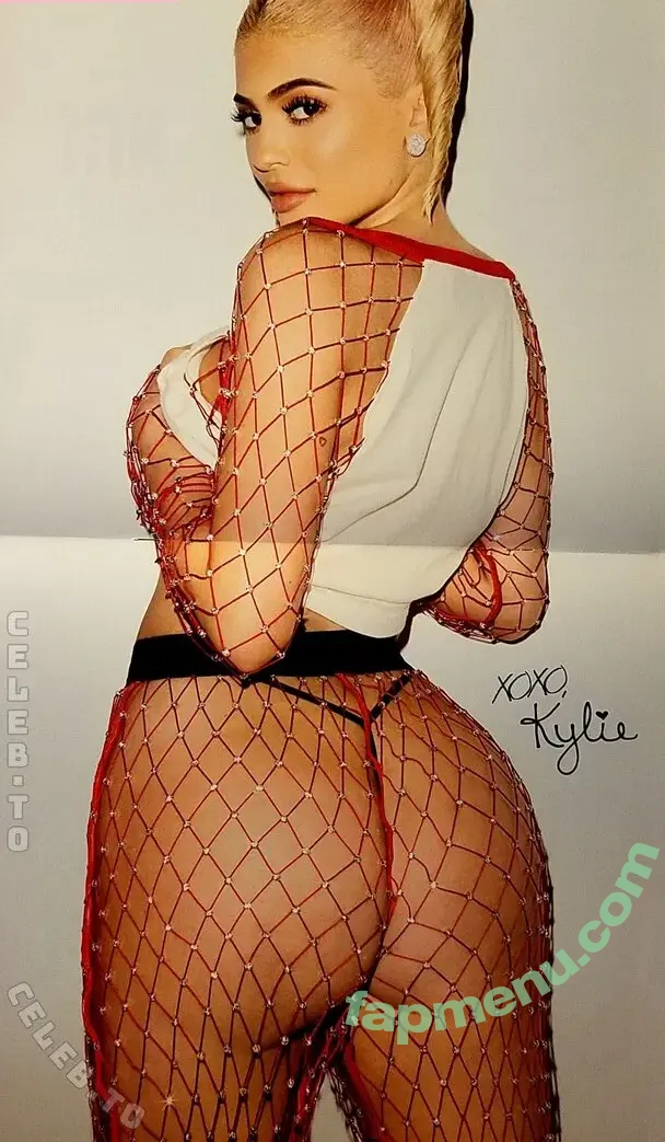 Kylie Jenner nude photo #3725 (kyliejenner / kyliejenner.2)