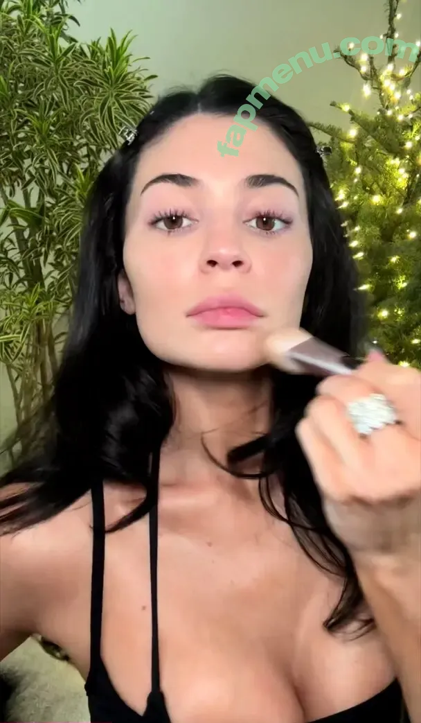 Kylie Jenner nude photo #3745 (kyliejenner / kyliejenner.2)