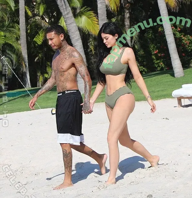 Kylie Jenner nude photo #3778 (kyliejenner / kyliejenner.2)