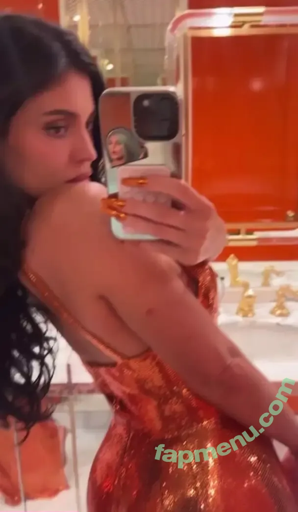 Kylie Jenner nude photo #3835 (kyliejenner / kyliejenner.2)