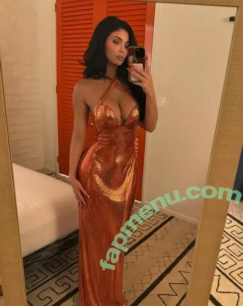 Kylie Jenner nude photo #3848 (kyliejenner / kyliejenner.2)