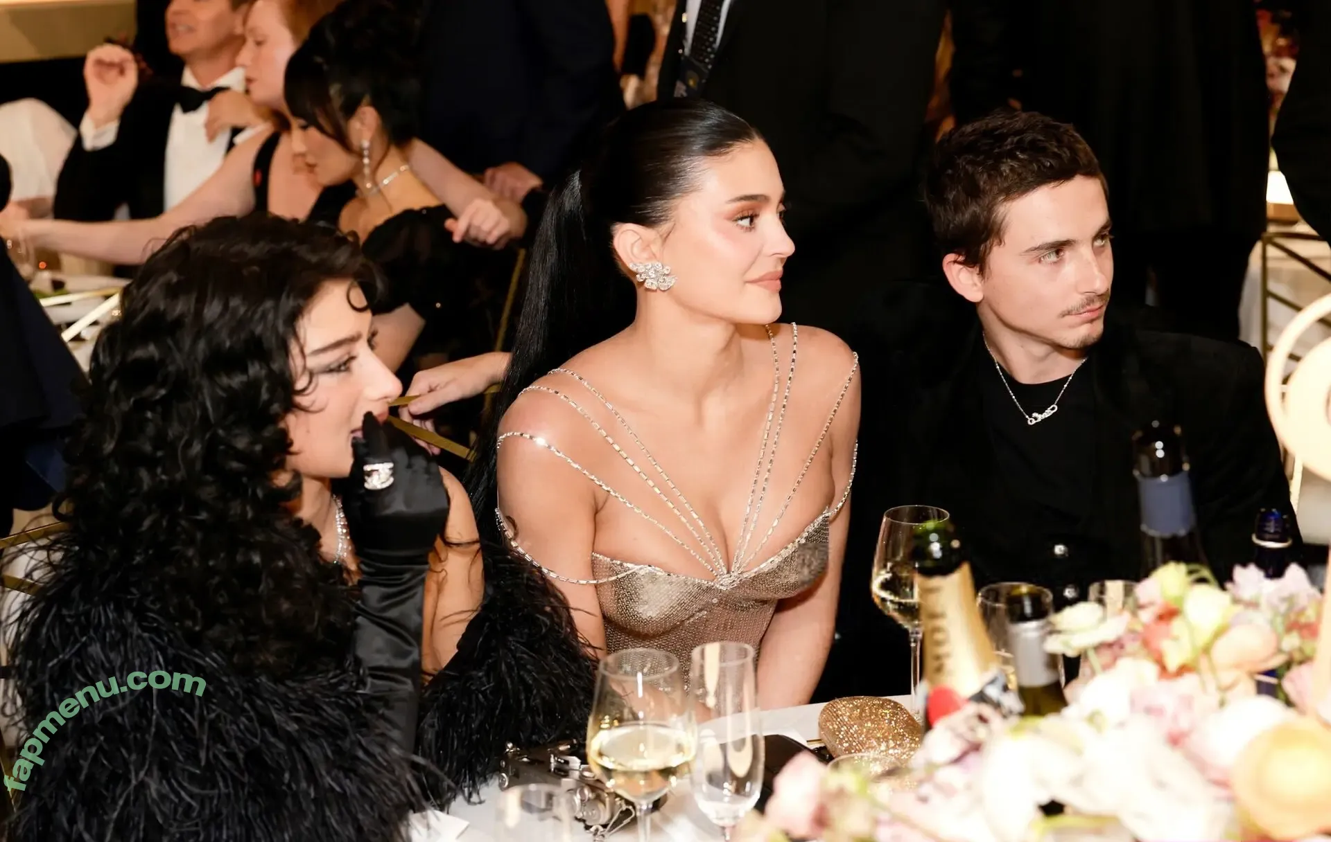 Kylie Jenner nude photo #3907 (kyliejenner / kyliejenner.2)