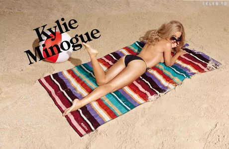 Kylie Minogue / kylieminogue / u224370996 nude photo #0614