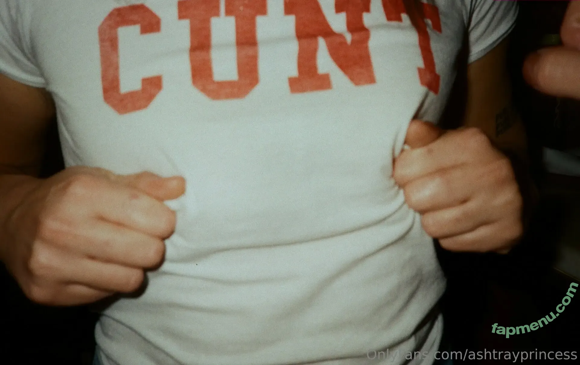 Kylie Vincent nude photo #0021 (ashtrayprincess / kylievincentthefirst)