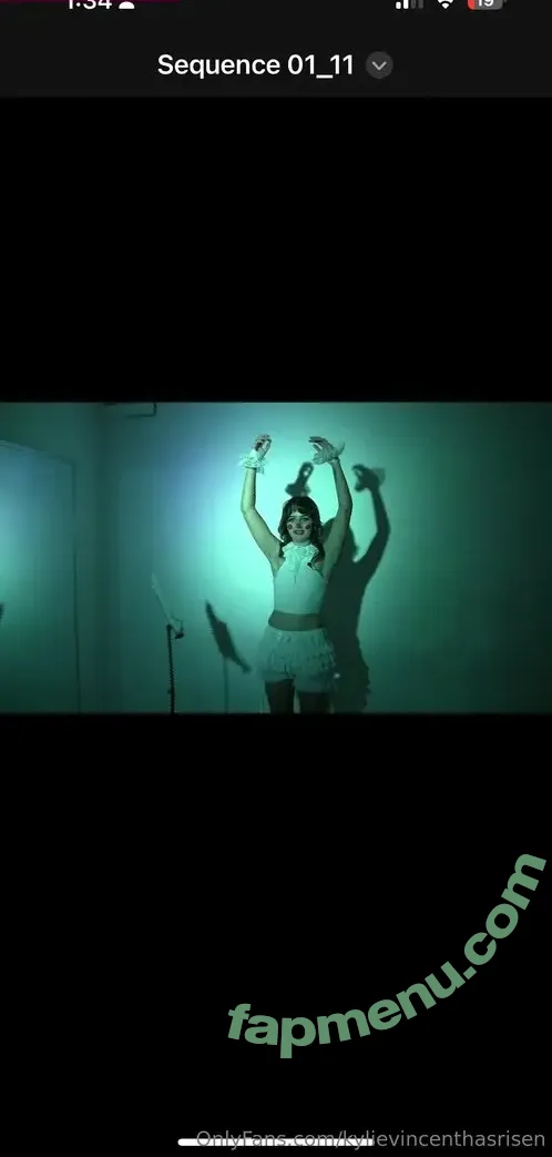 Kylie Vincent nude photo #0049 (ashtrayprincess / kylievincentthefirst)