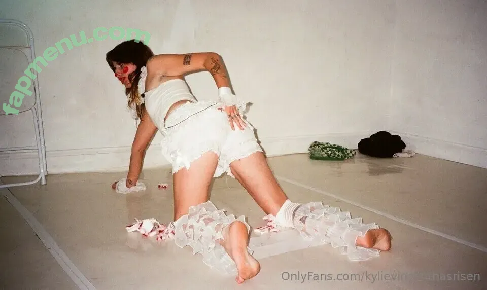 Kylie Vincent nude photo #0064 (ashtrayprincess / kylievincentthefirst)