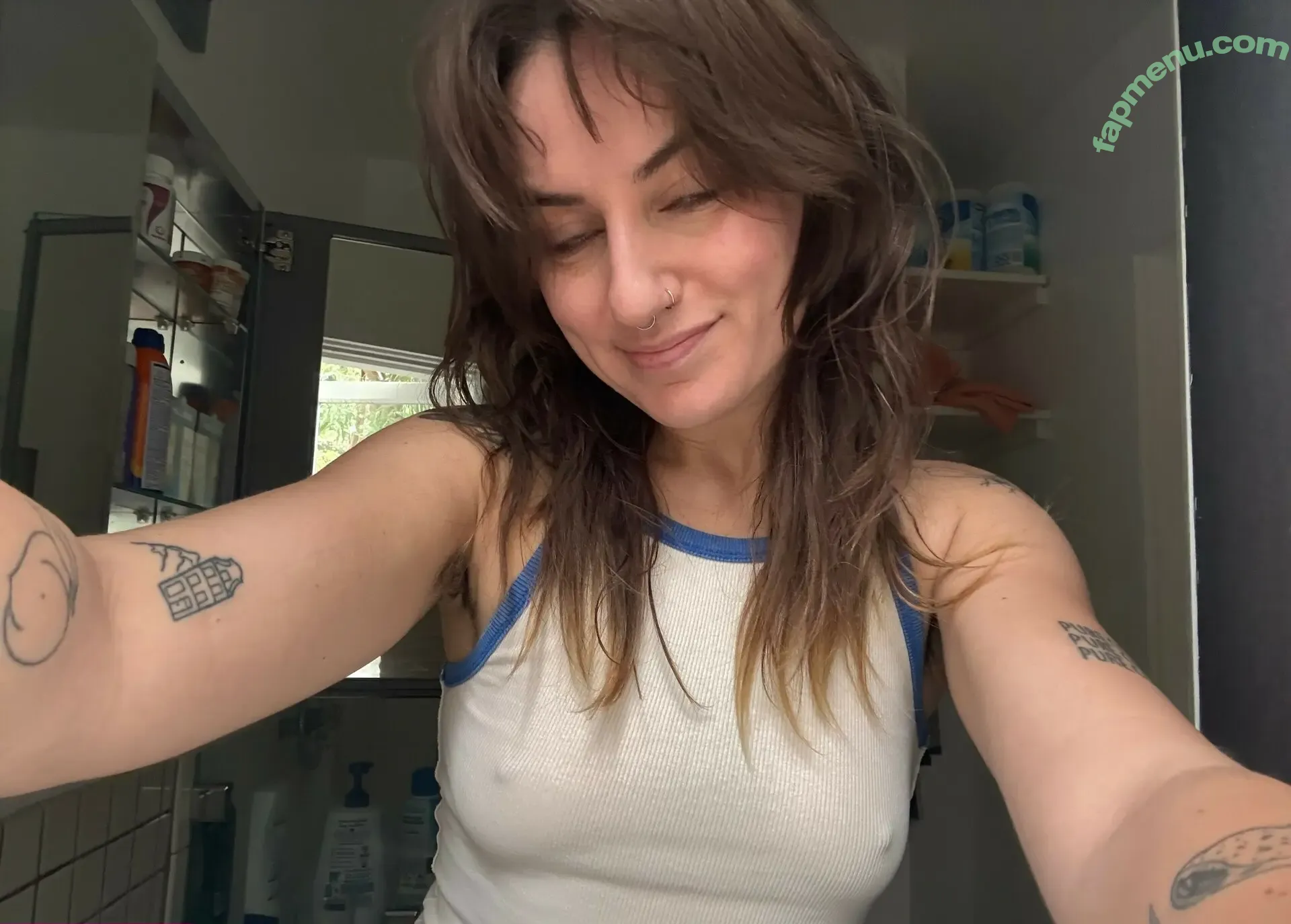 Kylie Vincent nude photo #0074 (ashtrayprincess / kylievincentthefirst)