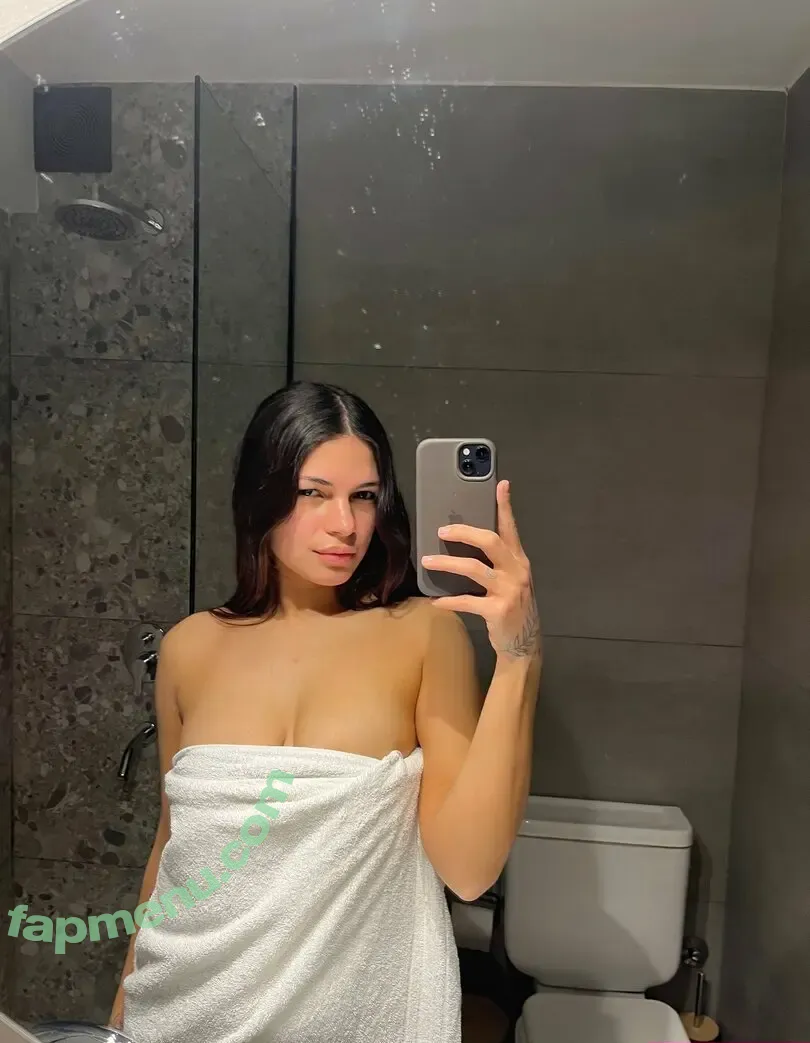 kylieblues nude photo #0025 (itskylieblues)