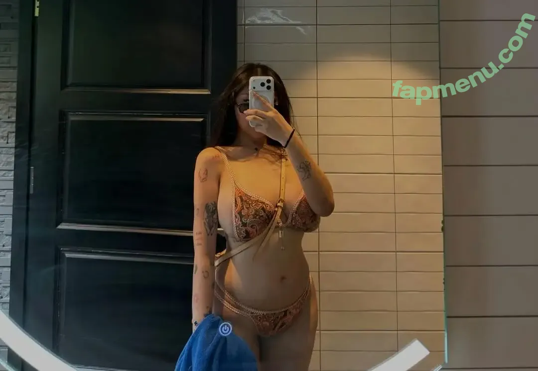 kyliemariecm nude photo #0034 (kyliegmzz)