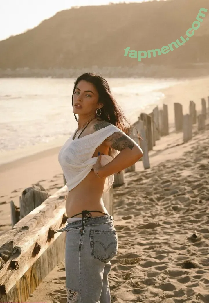 kylierae nude photo #0006 (kylierae)