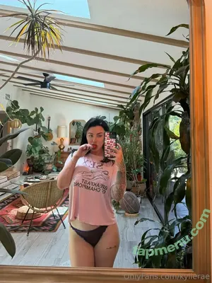  nude photo #0001