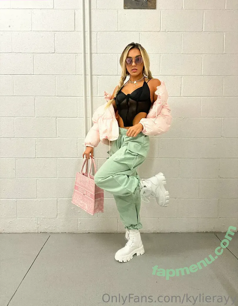 kylierayofficial nude photo #0002 (kylierae)