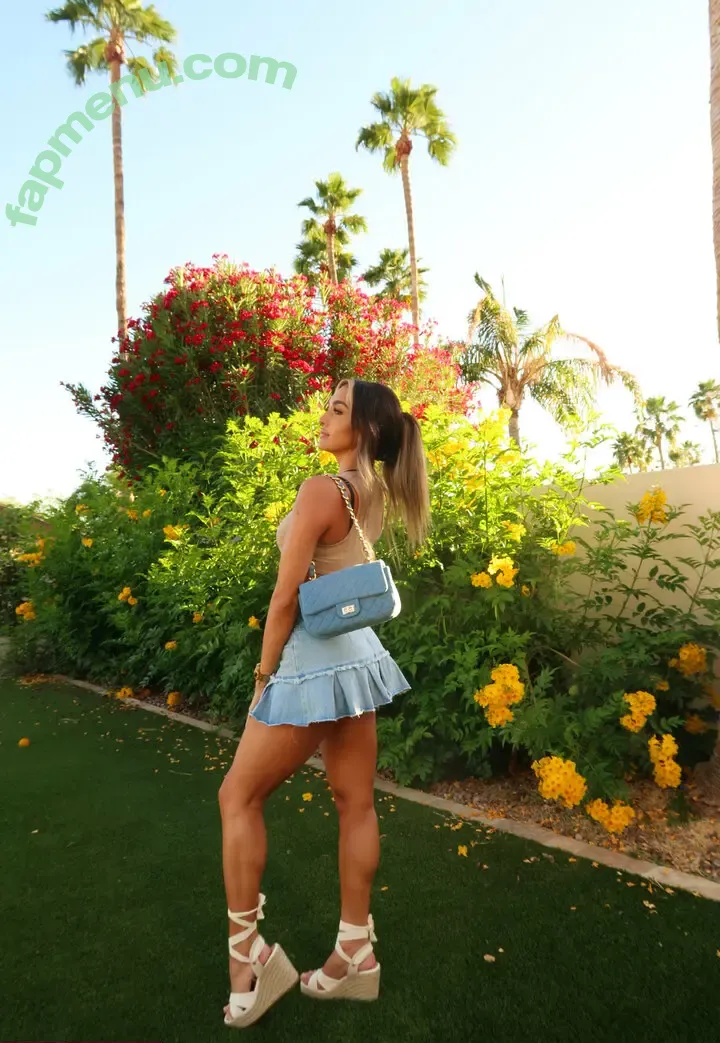 kylierayofficial nude photo #0018 (kylierae)