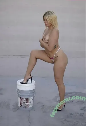 kylierayxo / kylierae nude photo #0001