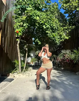 kylierayxo / kylierae nude photo #0007