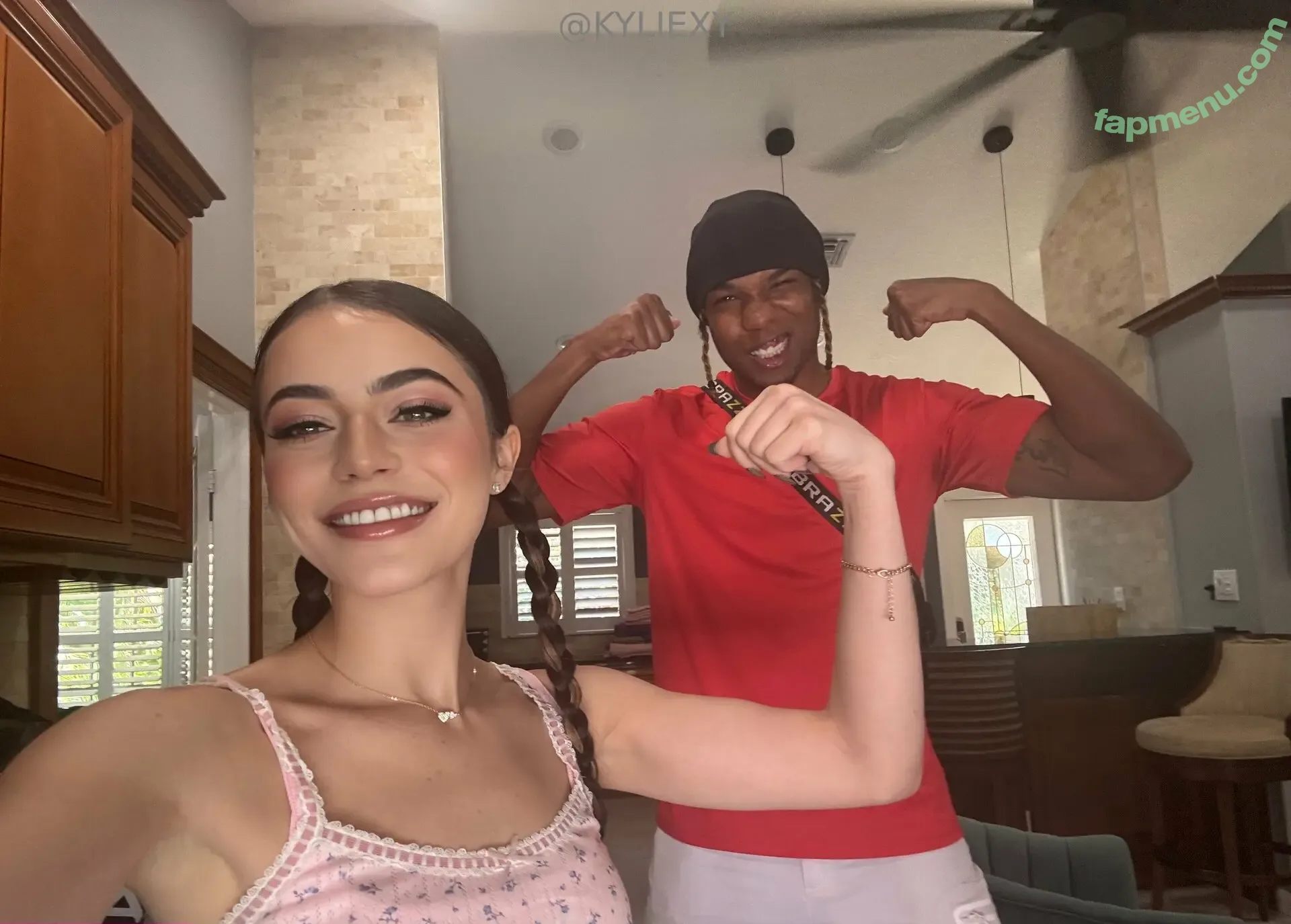 kyliexy nude photo #0026 (officialkyliequinn)