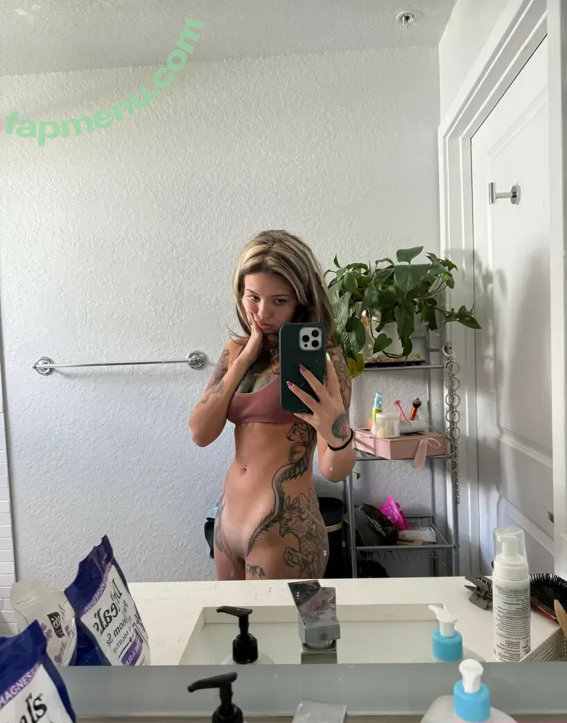 Kyluhhhh nude photo #0145 (Kyfenixxx / kylahfenix)