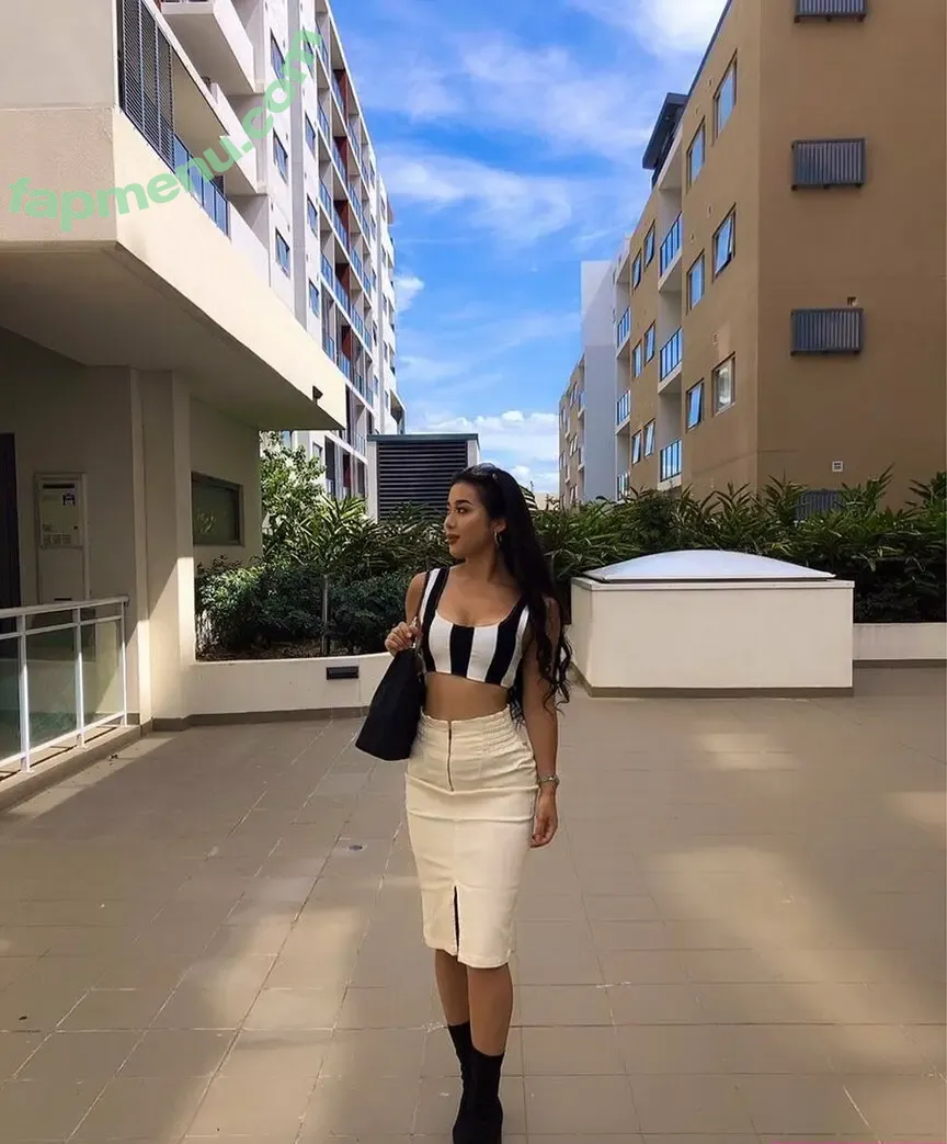 Kyoka Yamashita nude photo #0103 (kyoka_basementzoo / kyxkaz)