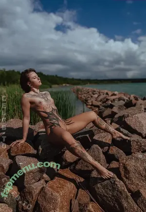 Kyrae_official nude photo #0155