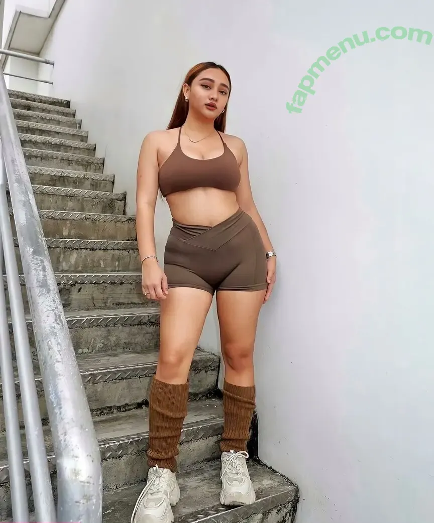 Kyrah Umadhay nude photo #0007 (kyrahshane)