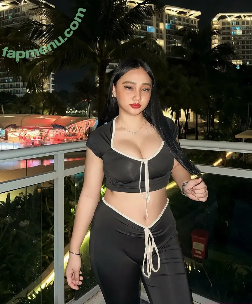 Kyrah Umadhay nude photo #0019 (kyrahshane)