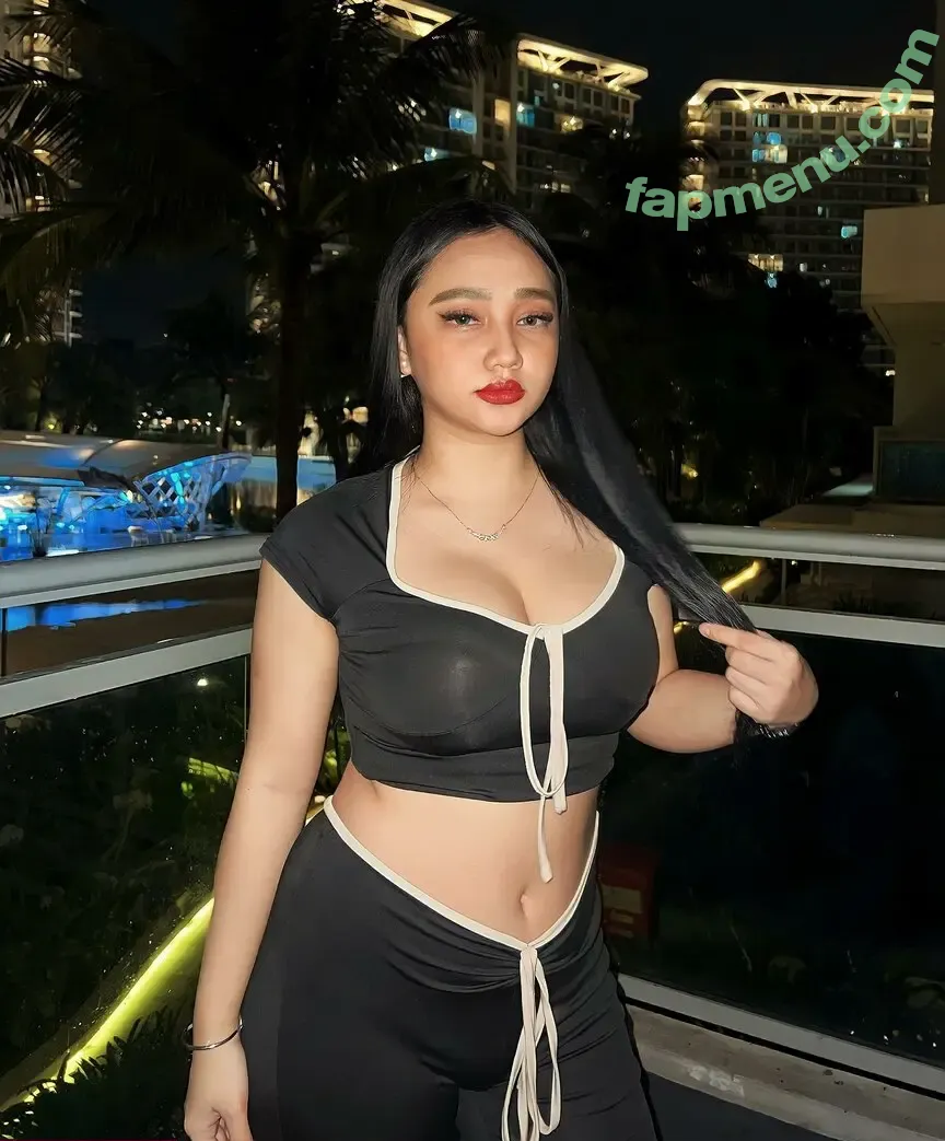 Kyrah Umadhay nude photo #0023 (kyrahshane)