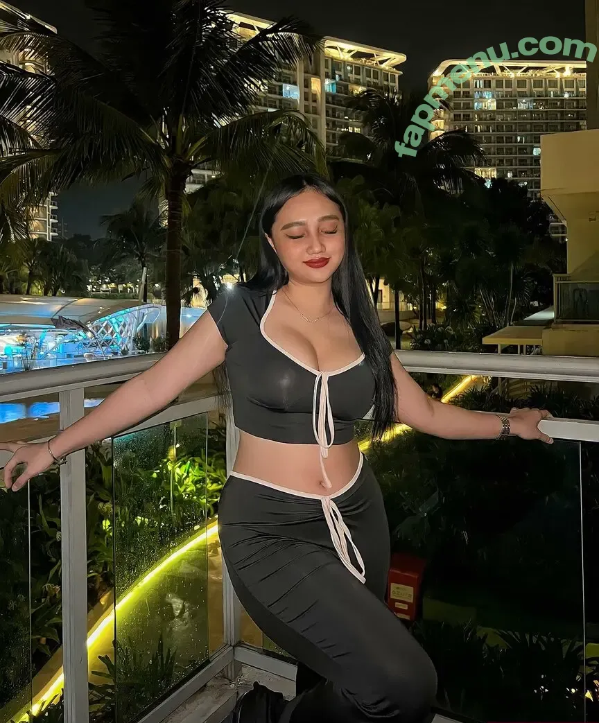 Kyrah Umadhay nude photo #0024 (kyrahshane)