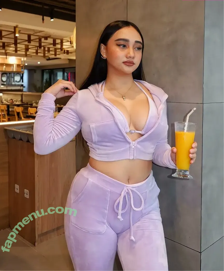 Kyrah Umadhay nude photo #0032 (kyrahshane)