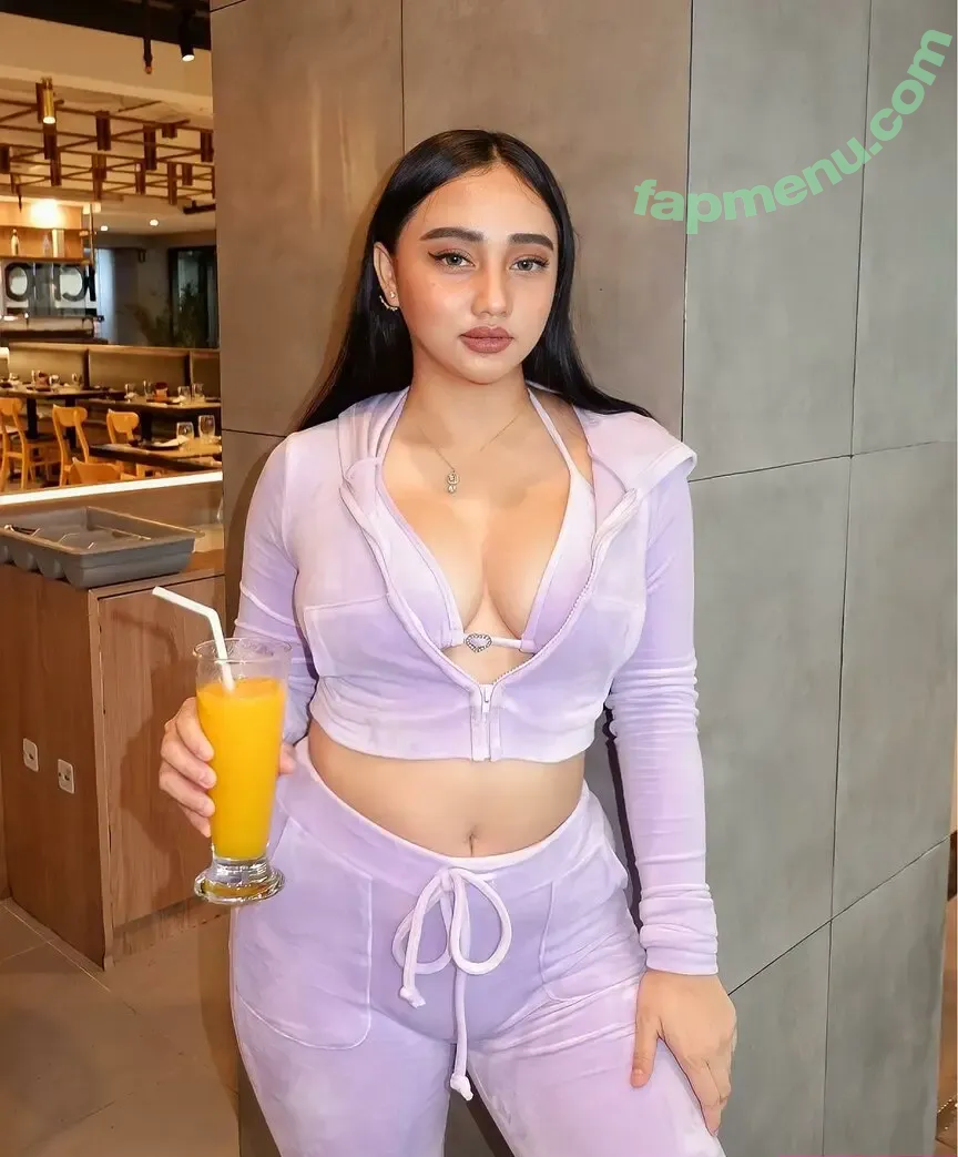 Kyrah Umadhay nude photo #0034 (kyrahshane)
