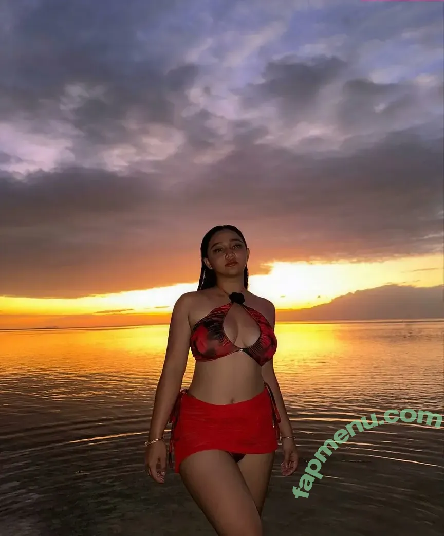 Kyrah Umadhay nude photo #0063 (kyrahshane)