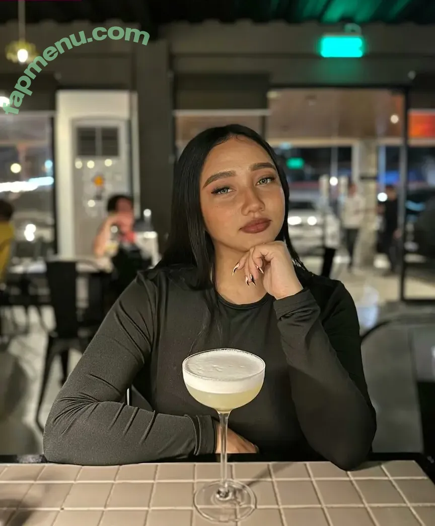Kyrah Umadhay nude photo #0070 (kyrahshane)