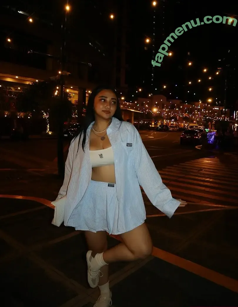 Kyrah Umadhay nude photo #0095 (kyrahshane)