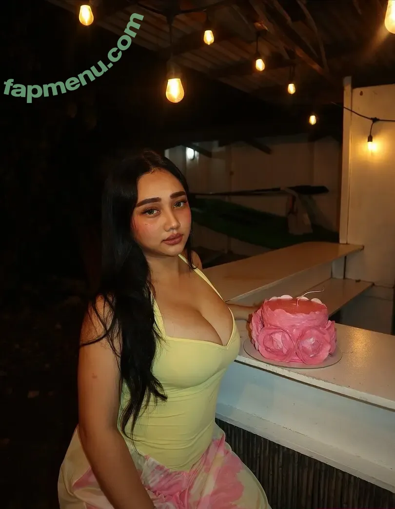 Kyrah Umadhay nude photo #0106 (kyrahshane)