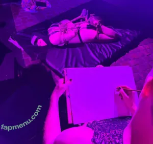 Kyranekko nude photo #0295