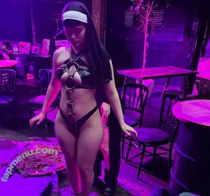 Kyranekko nude photo #0296