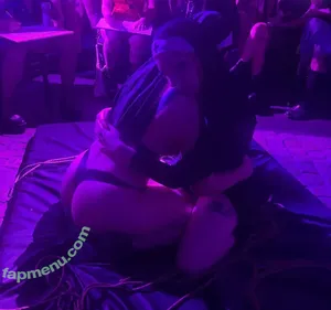 Kyranekko nude photo #0297